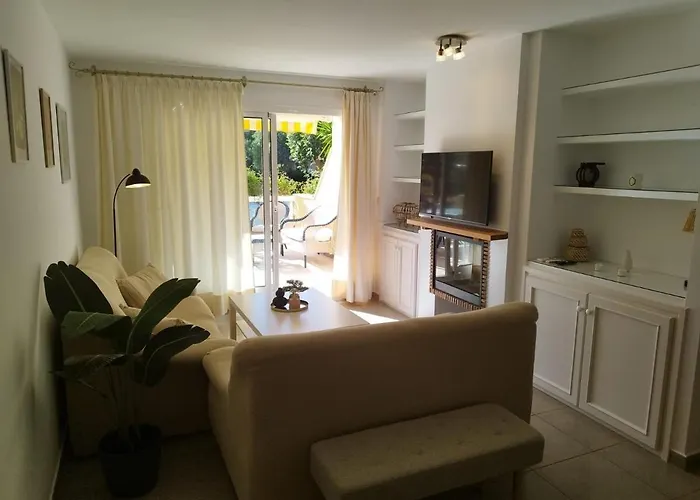 Puerta Ibiza דירה *