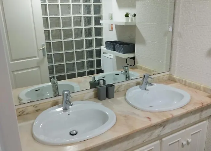 Puerta Ibiza شقة *