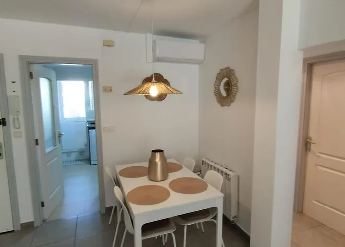 Puerta Ibiza دينايا